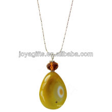 Collier pendentif en agate naturelle avec chaîne en argent